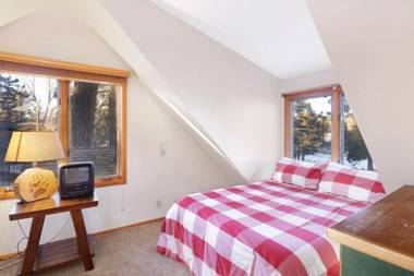 Camp Wood-422 by Big Bear Vacations