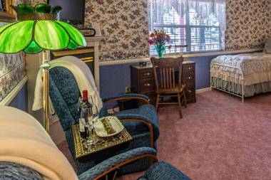 Apples Bed and Breakfast Inn