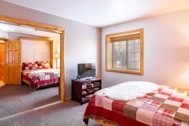 Little Cubs Cabin #1986 by Big Bear Vacations