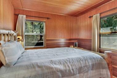 Top Notch Lodge #2056 by Big Bear Vacations