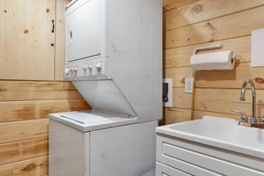 Top Notch Lodge #2056 by Big Bear Vacations