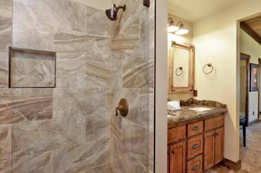 Eagle Point Lodge #2080 by Big Bear Vacations