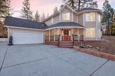 Mockingbird Getaway #2091 by Big Bear Vacations