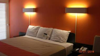 Days Inn by Wyndham Brawley