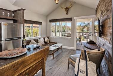 Flying Flags RV Resort & Campground