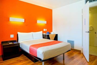 Motel 6-Carlsbad CA Beach