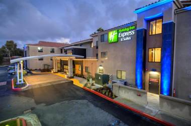 Holiday Inn Express Hotel & Suites Carlsbad Beach an IHG Hotel