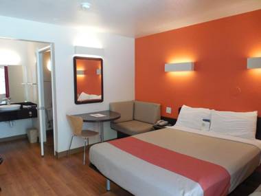 Motel 6-Chula Vista CA - San Diego
