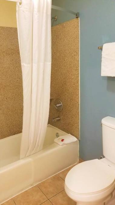 SureStay Hotel by Best Western Chula Vista San Diego Bay