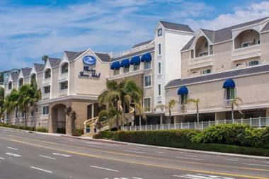 Best Western Plus Marina Shores Hotel