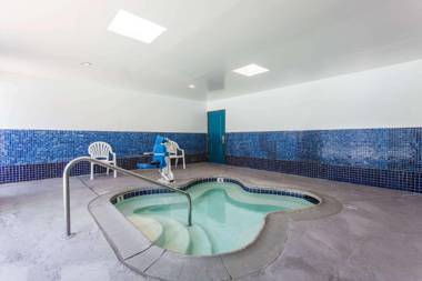 Days Inn by Wyndham San Diego-East/El Cajon