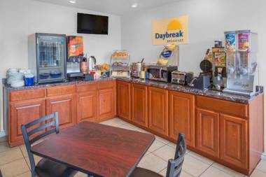 Days Inn by Wyndham Eureka CA