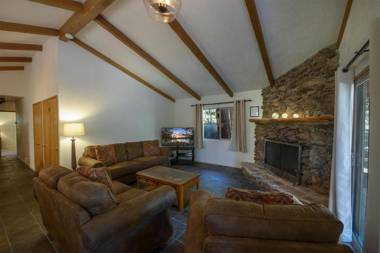 Evergreen - 3BR/2BA Home