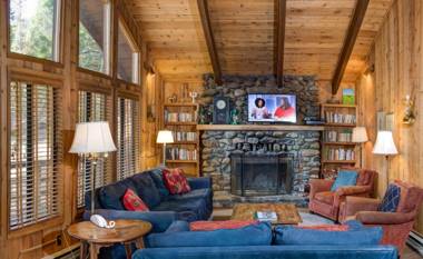 17B Tylers Timber Lodge