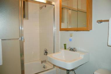 30A Dunnings Retreat