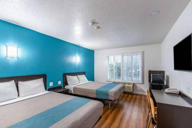 Motel 6-Fountain Valley CA - Huntington Beach Area