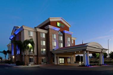 Holiday Inn Express Fresno South an IHG Hotel