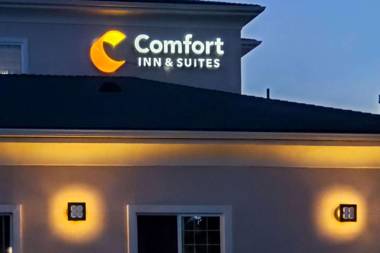 Comfort Inn & Suites Galt – Lodi North