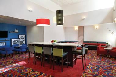 Hampton Inn & Suites Anaheim Garden Grove