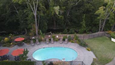 The Jack London Lodge