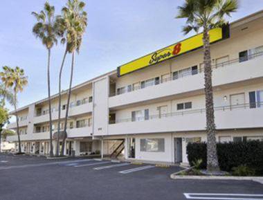 Super 8 by Wyndham Santa Barbara/Goleta