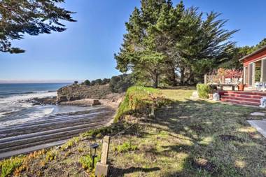 Oceanfront Point Arena House with Lovely Deck!