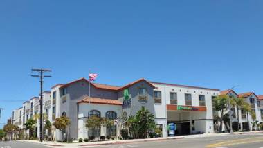 Holiday Inn Express Hotel & Suites Hermosa Beach an IHG Hotel