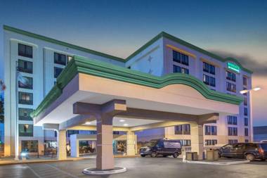 Wingate by Wyndham Los Angeles Airport