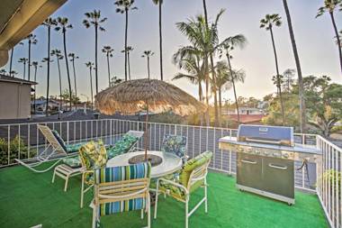 Quaint La Mesa Home with Balcony and Fire Pit!