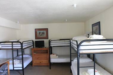 Whitney Portal Hotel And Hostel