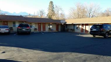 Timberline Motel