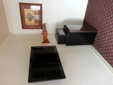 Walls Motel Long Beach