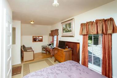 Sweetwater Inn and Spa