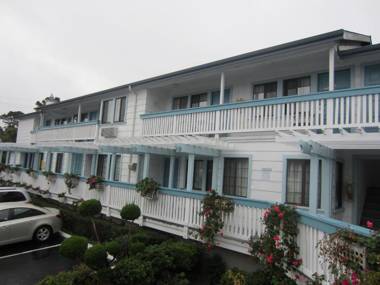 Arbor Inn Monterey