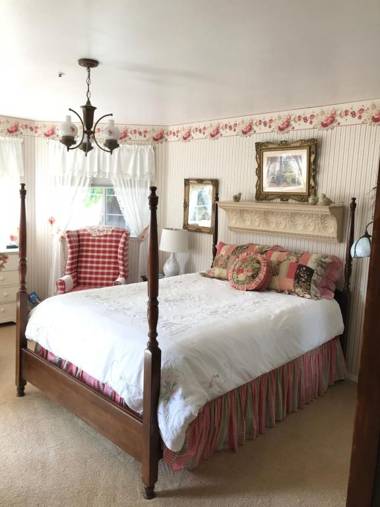 Marina Street Inn Boutique Hotel