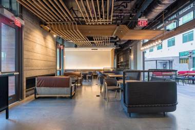 Shashi Hotel Mountain View an Urban Resort