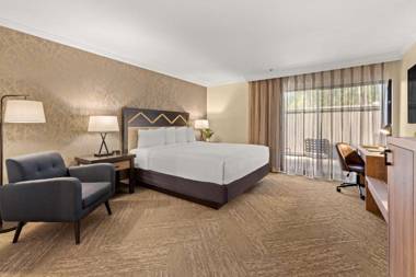 Best Western Plus Inn at the Vines
