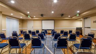 Best Western Plus Marina Gateway Hotel
