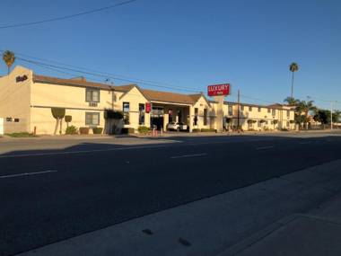 Luxury Inn