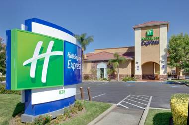 Holiday Inn Express Oakdale an IHG Hotel