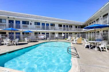 Motel 6-Oakland CA - Airport