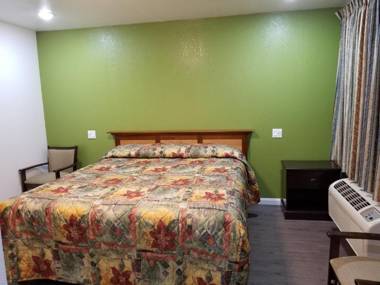 TRAVIS LODGE MOTEL 16