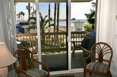 D8 - Dolphin View Cottage