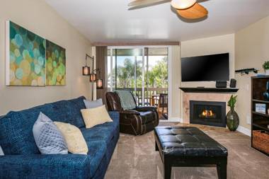 G202 - Luxury on the Beach - On-the-Beach