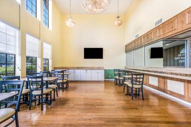 Hotel Hacienda at Ontario Ranch