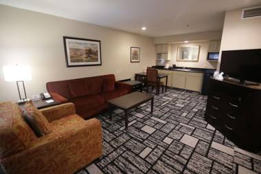 Best Western Plus Meridian Inn & Suites Anaheim-Orange
