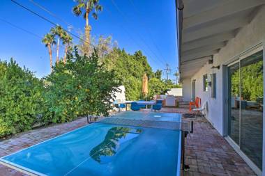 Mid-Century Modern Oasis 1 Mile to El Paseo!