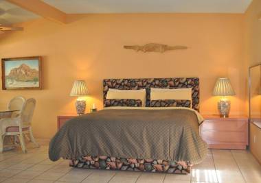 Vista Grande Resort - A Gay Men's Resort