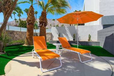 The Twist Palm Springs