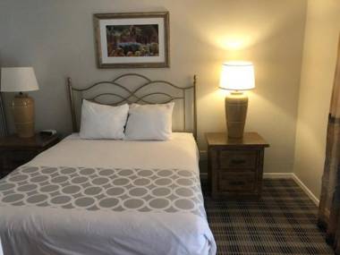 GetAways at Vista Mirage Resort